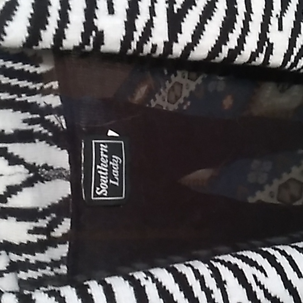 SOUTHERN Lady Large Black with Zebra Trim Medium Sleeves - Picture 3 of 7